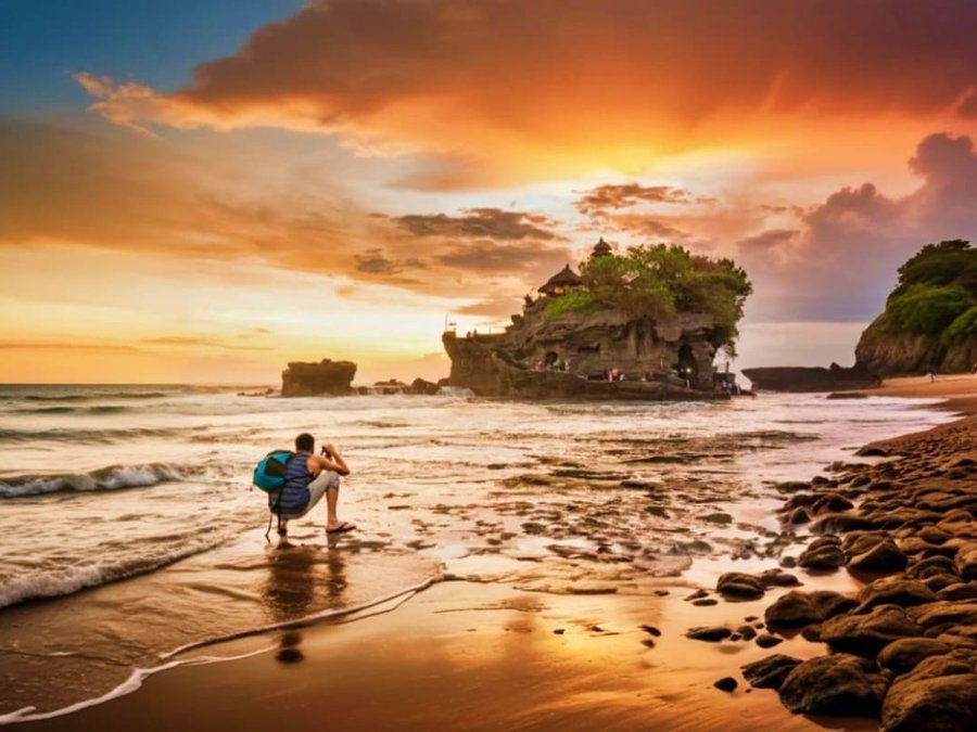 Tanah Lot Temple Bali RaynaTours